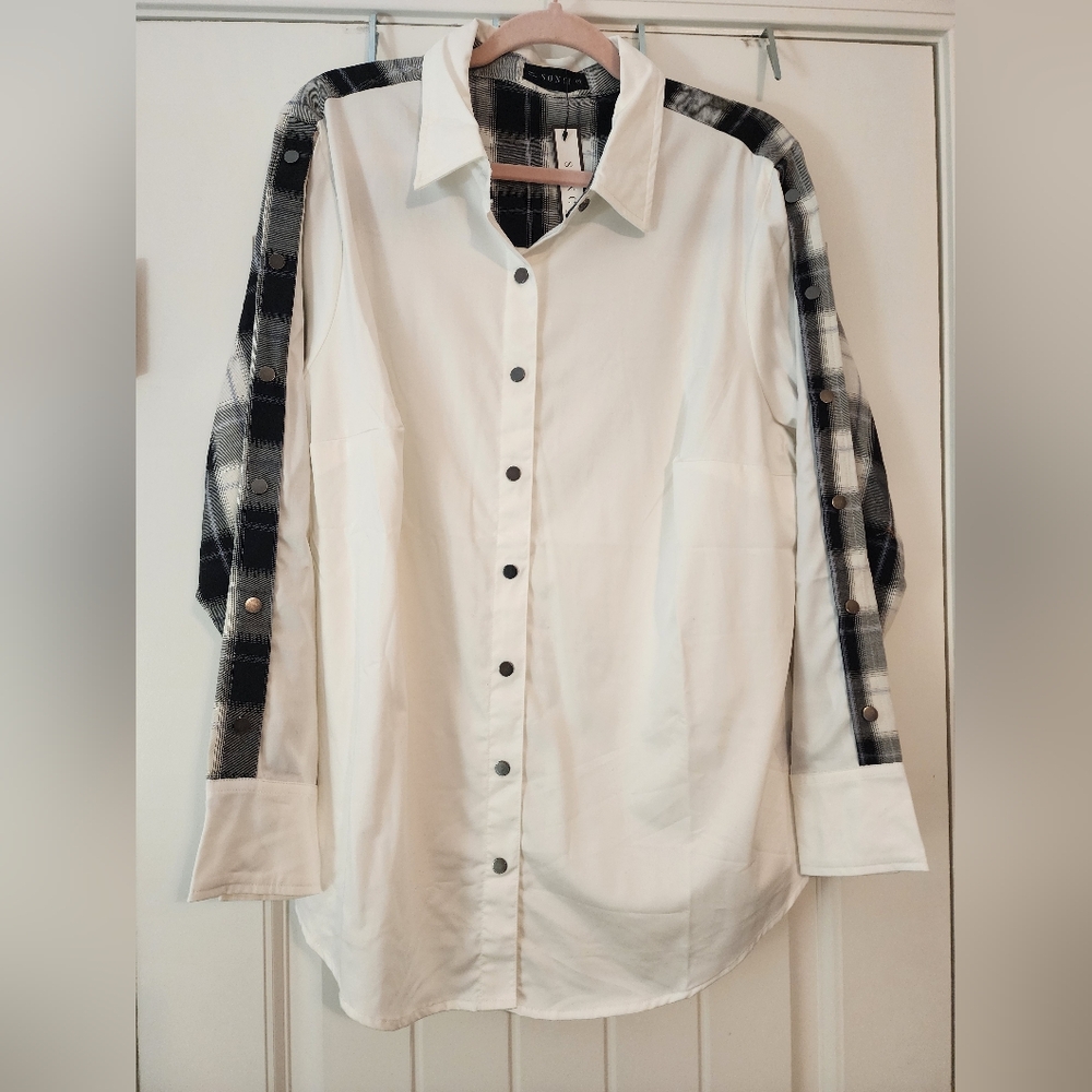 Soncy Women's Black White Plaid Button-down Shirt Size 18/20 NWT Academia